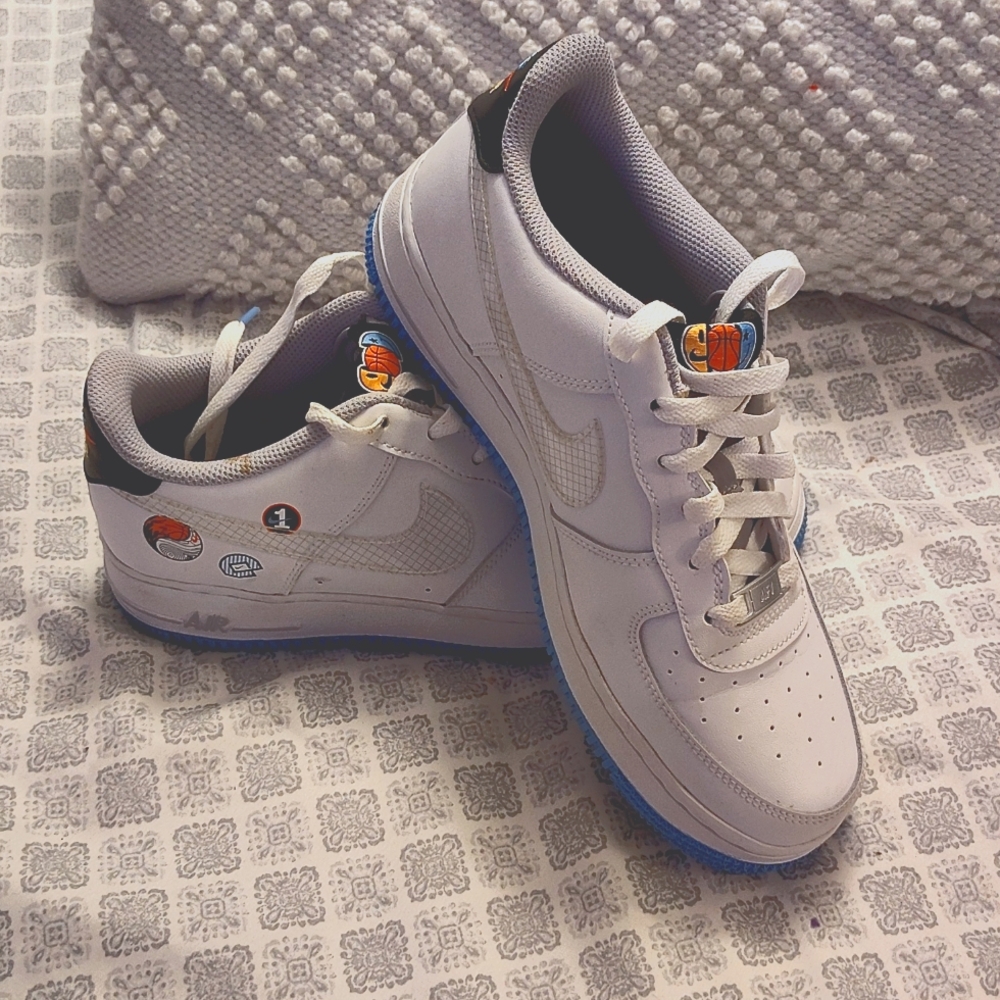 Nike Air Force 1 one hundred sticker youth size 7